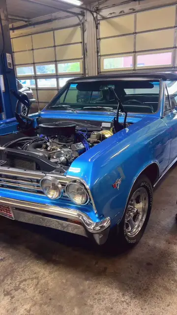 Video thumbnail: Morning at the shop