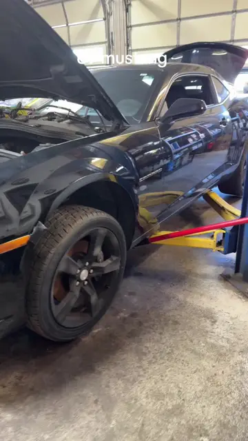 Video thumbnail: Ford Mustang hot rod